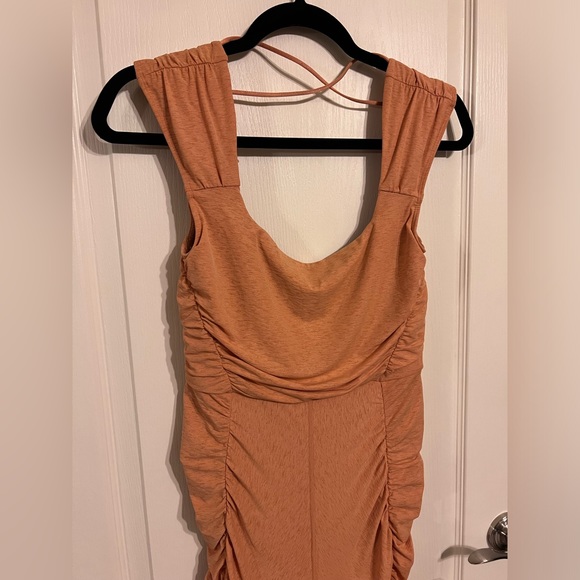 Free People Movement Peach Flare Leg Rouched Onesie Medium - Picture 5 of 8